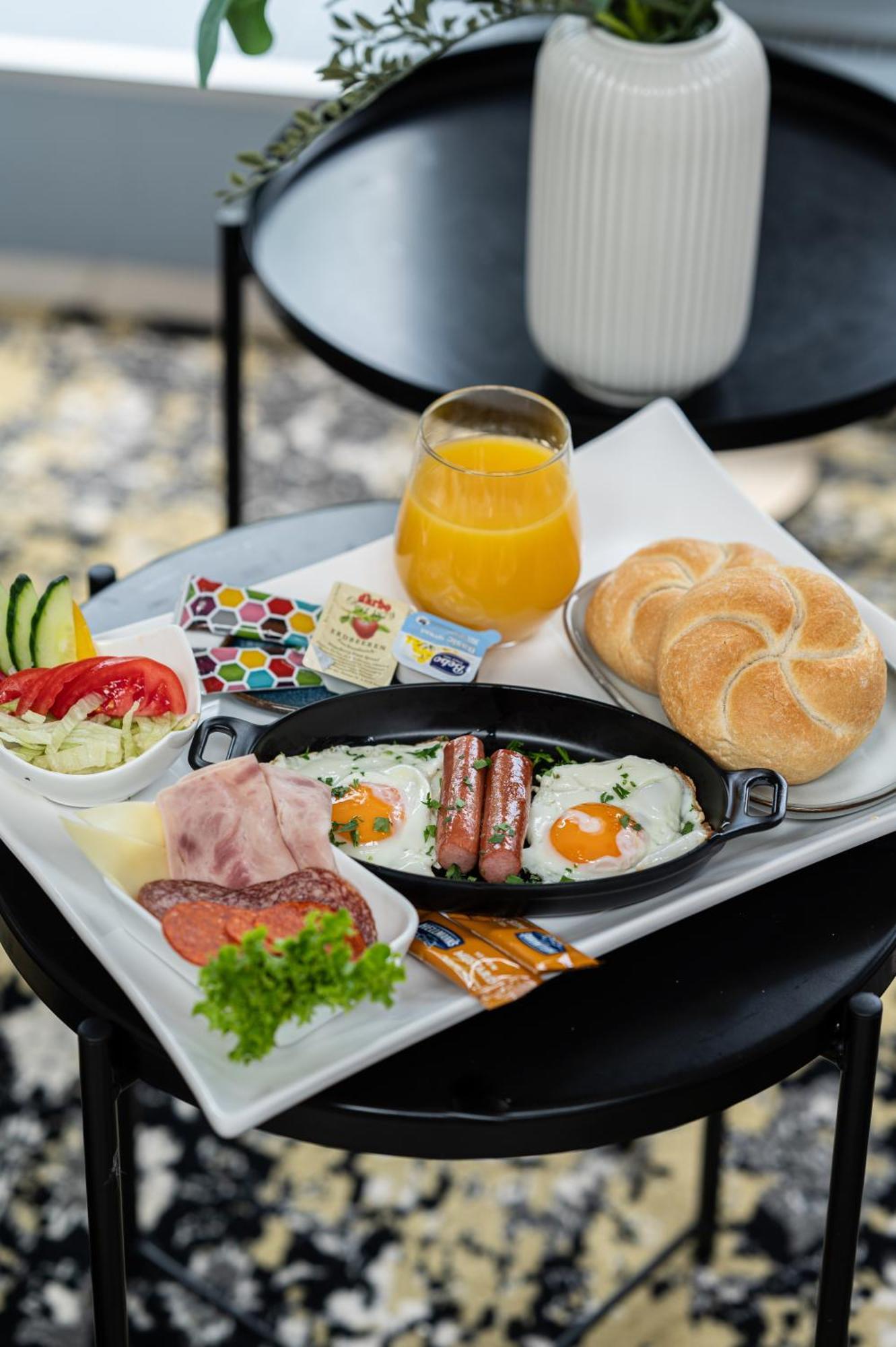 Vadvirag Panzio Hotel Ágfalva Екстериор снимка